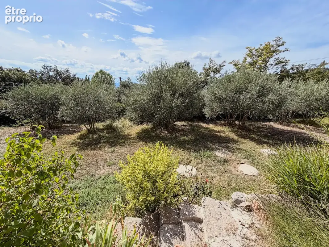 Villa de plain-pied avec vue dégagée et terrain piscinable à Rians - photo 19