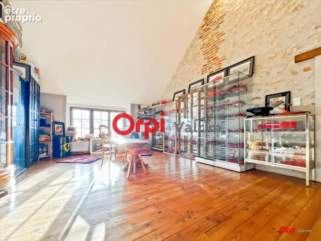 Longère d'exception : 315 m² de charme et 7 300 m² de liberté près de Josnes  - photo 16