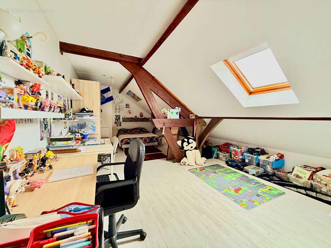 Maison à VILLECRESNES