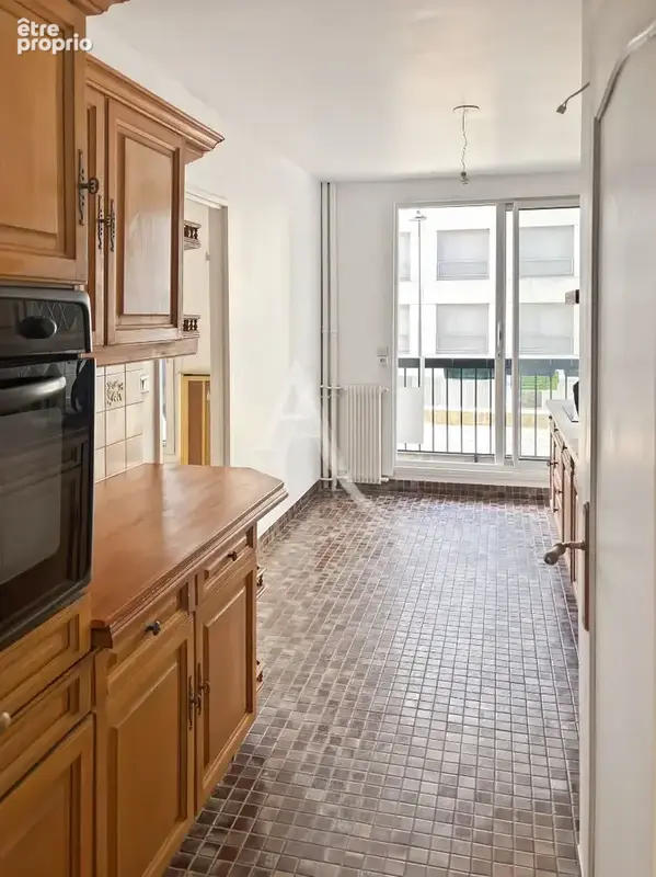 Appartement Familial 5 Pièces de 104,68 m² avec Vaste Balcon Filant Paris 12ème - Métro Dugommier - photo 11