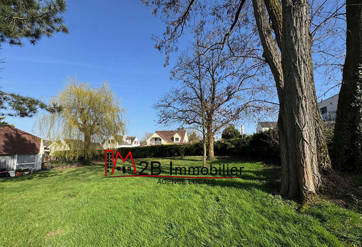 Limite lagny - terrain plat  a batir - photo 3