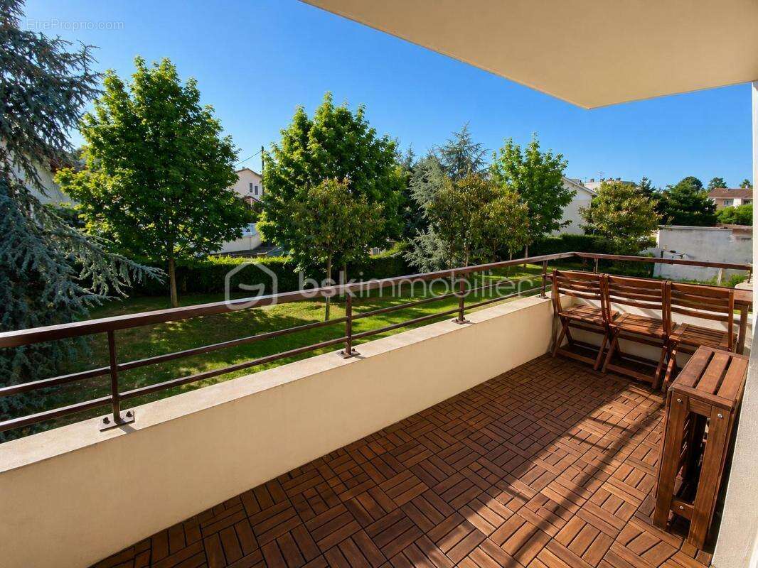 Appartement à LIVRY-GARGAN