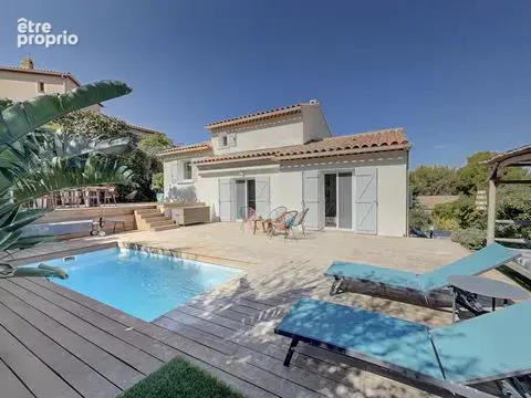 Photo Maison à Six-Fours-Les-Plages au prix de 1 075 000€