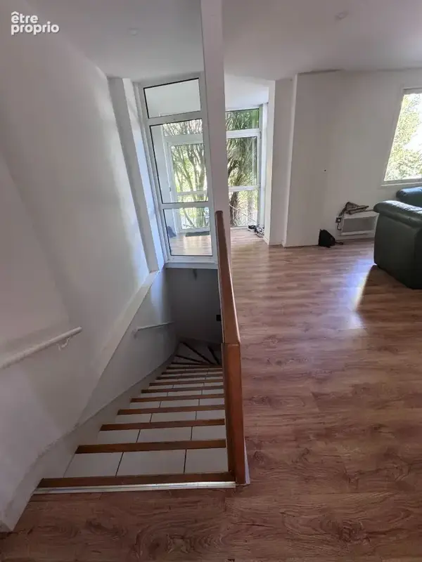 Appartement  4 pièce(s) 95 m2 - photo 2