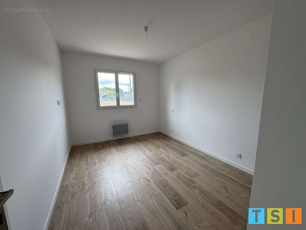 Sur les Serres Saint - Gaudinoises 130 m² de confort, sur 2060m² de terrain clos . - photo 18