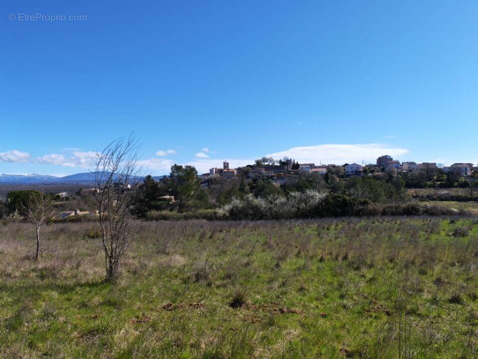Terrain à MONTMEYAN