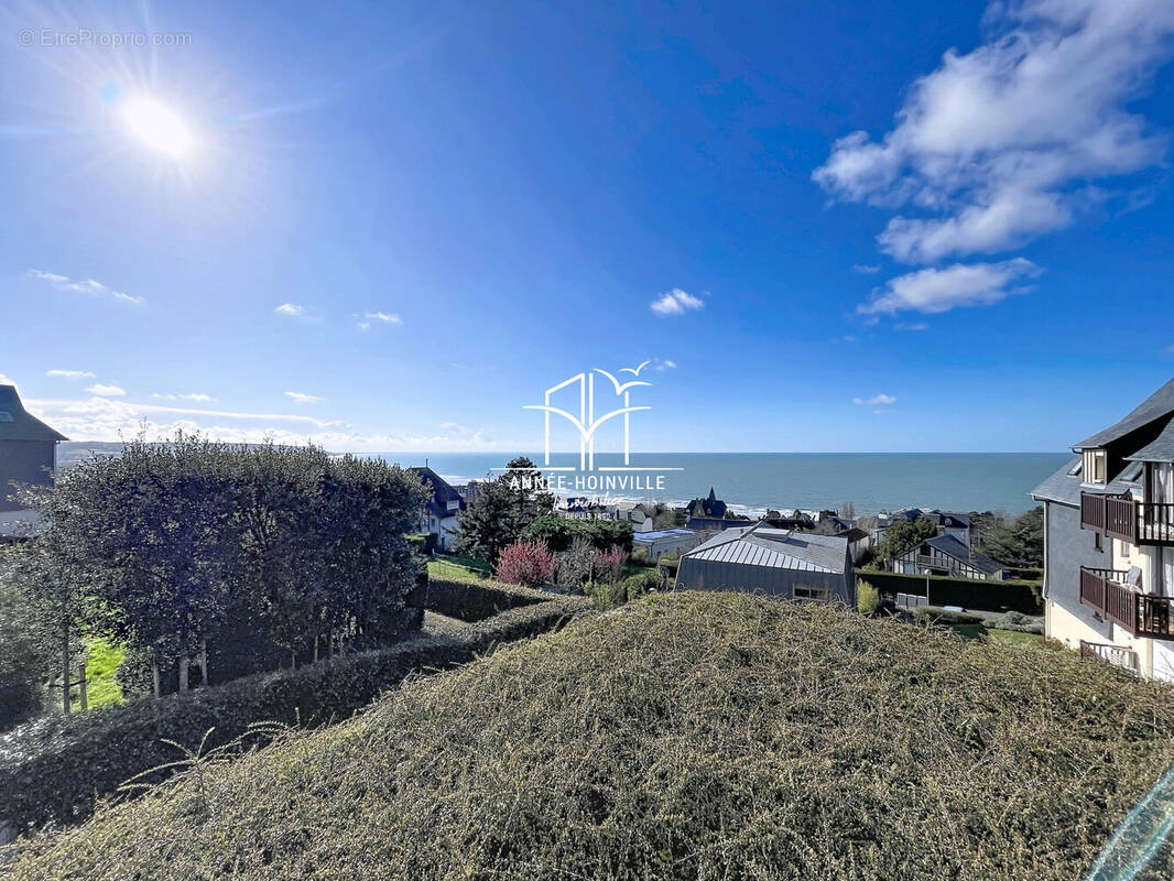 Appartement à BENERVILLE-SUR-MER