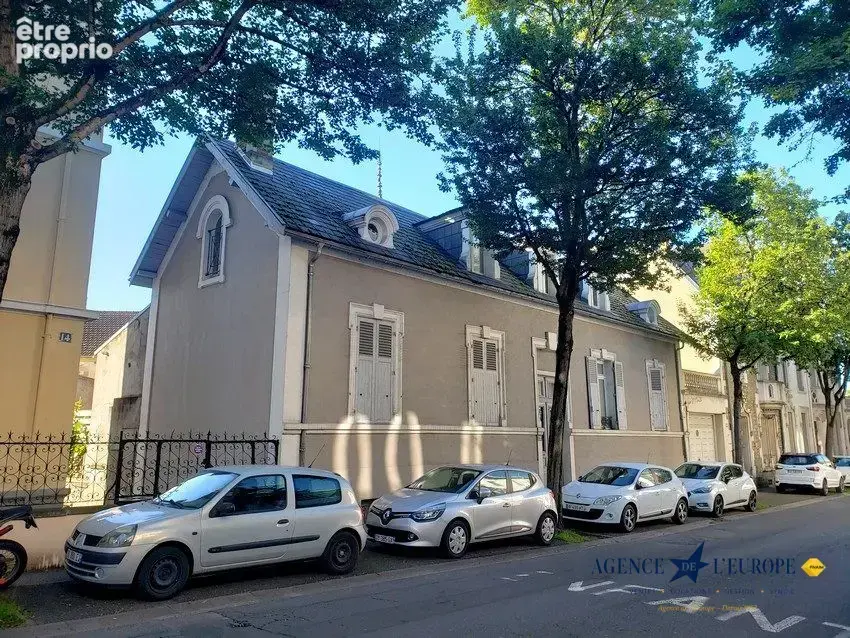 Appartement 4 pièces 87 m² à vendre à Vichy (03200) - photo 3