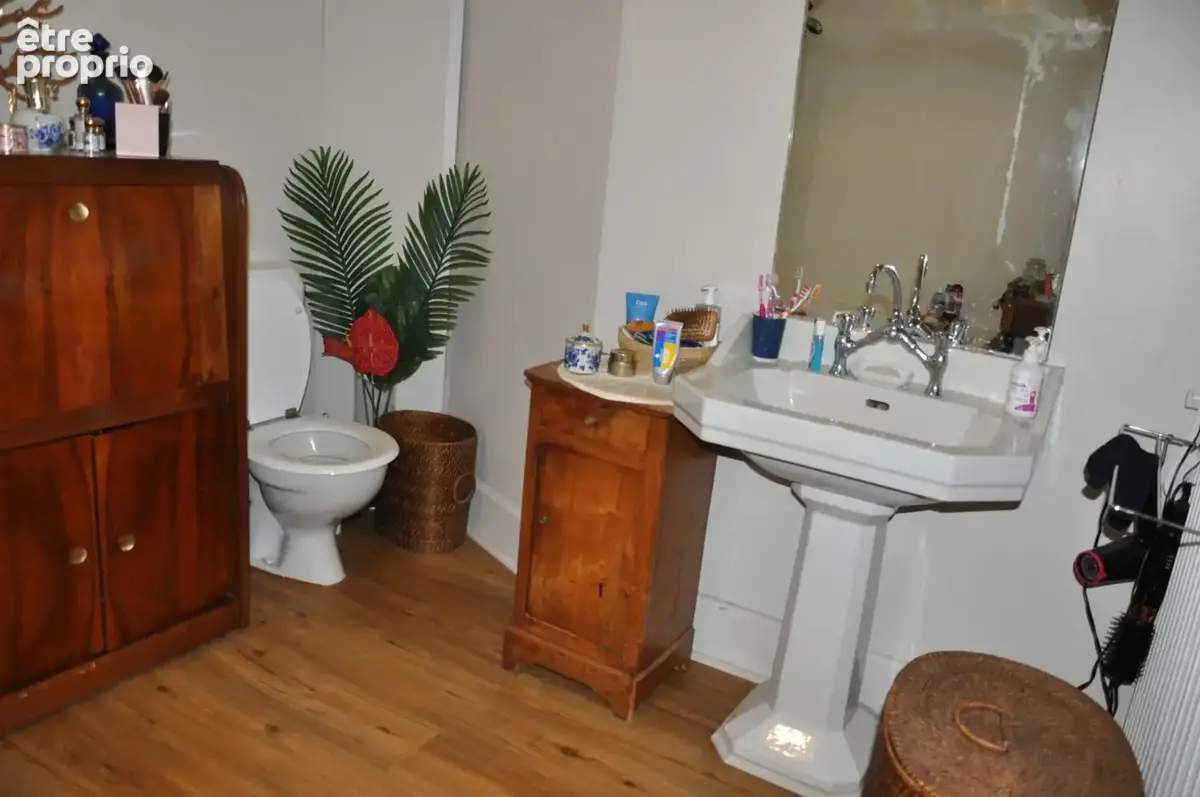 Belle maison des années 30, avec 3 chambres et terrasse - photo 16