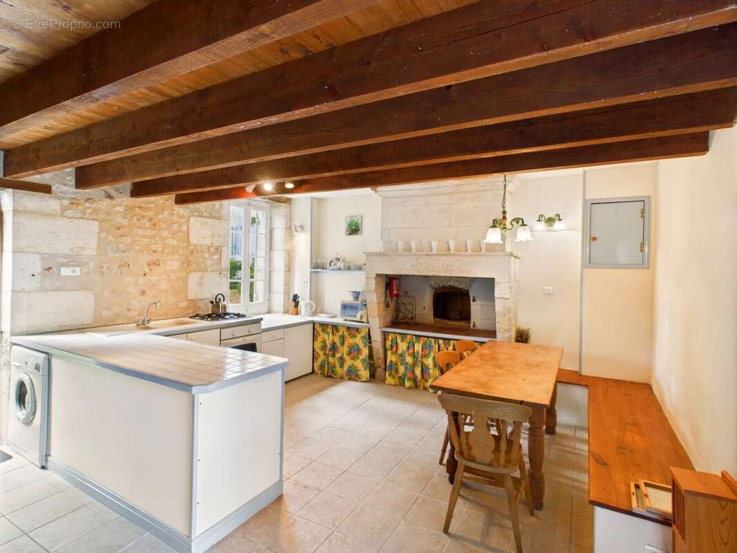 Charmante maison charentaise en pierre avec maison d'amis, piscine et plus de 1Ha de terrain - photo 28