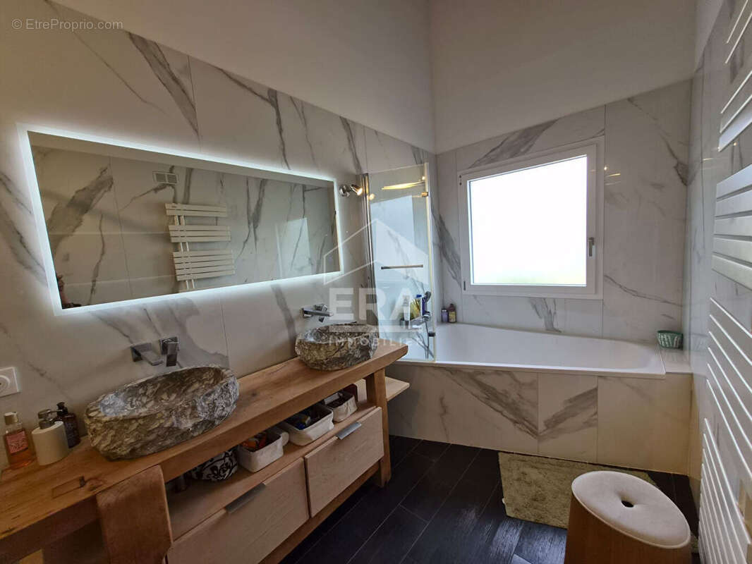 Maison 185m² à l'hôpital-du-grosbois - photo 3