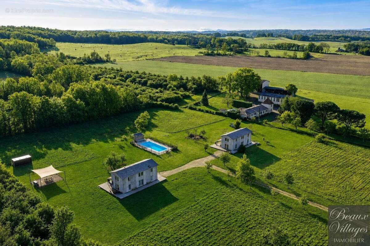 Maisons jumelles en bois avec piscine près de la bastide de Villeréal - photo 12