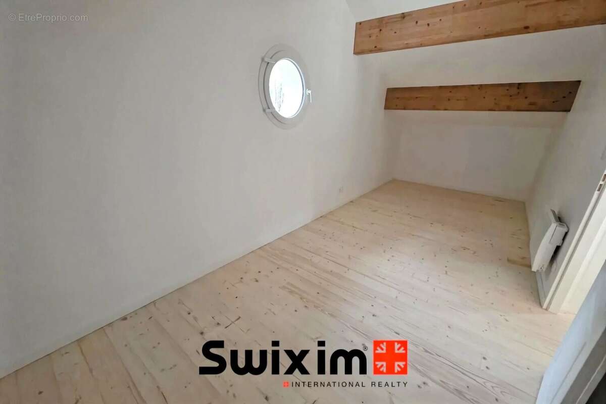 Maison de charme de 115 m² à Talais - photo 8