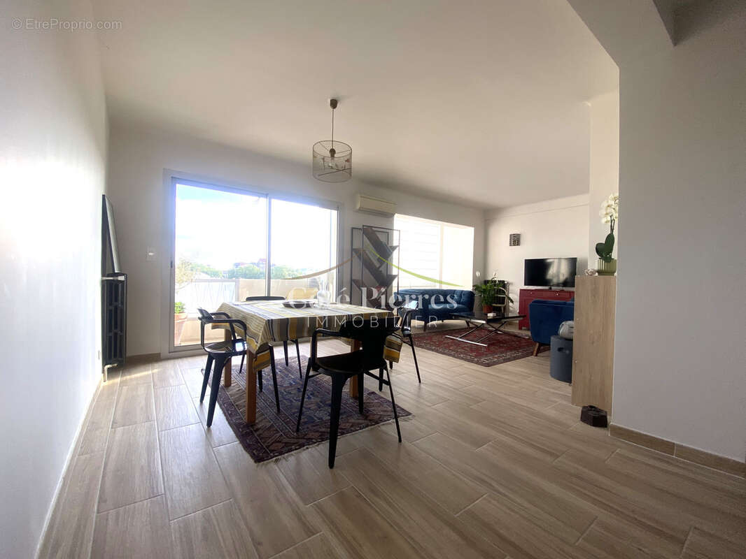 Appartement à NIMES