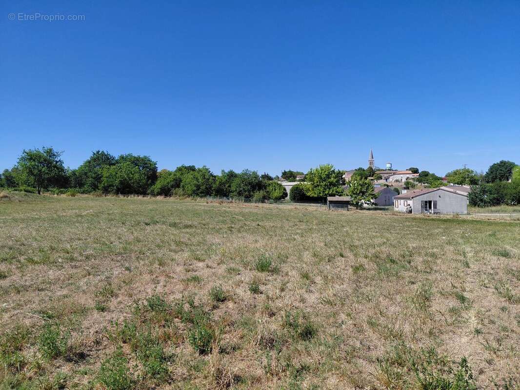 Terrain 3848 m² à Soubran  - photo 3