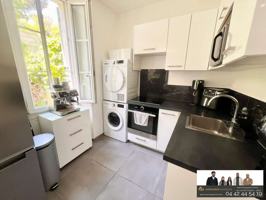 Appartement à CARRY-LE-ROUET