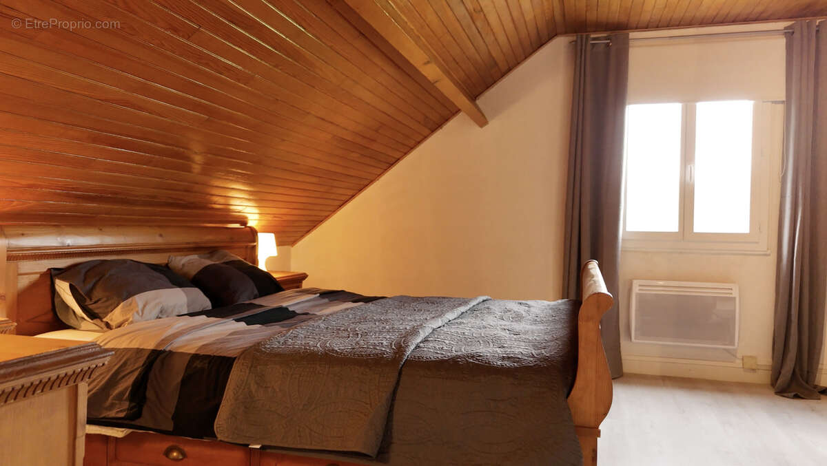 Propriété avec deux maisons et un gîte sur 7000m2 de jardin - photo 27