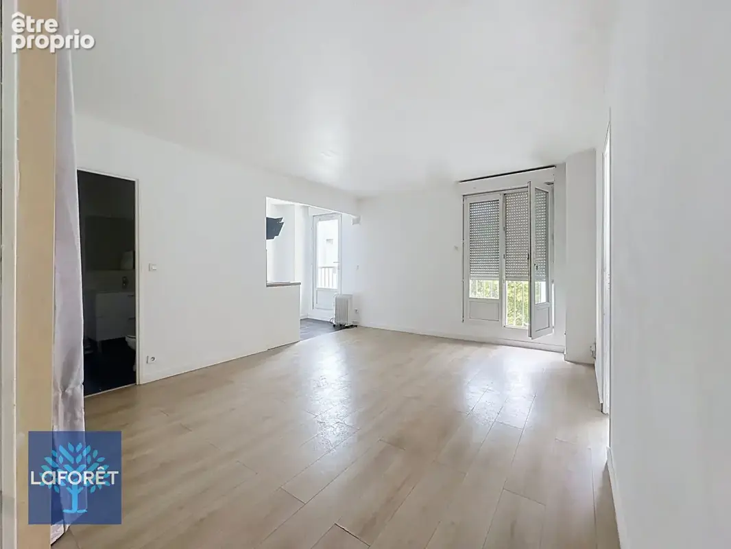 Appartement Evry-Courcouronnes 2 pièces 38m² - cave - parking sous-sol - photo 1