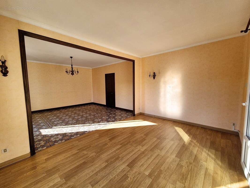 Maison à PUISSERGUIER