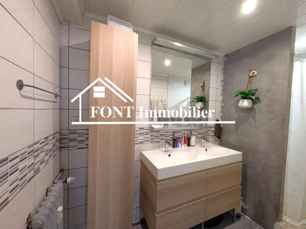 Appartement à SAINT-ETIENNE