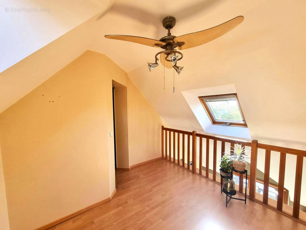 Maison à SAINT-ERBLON