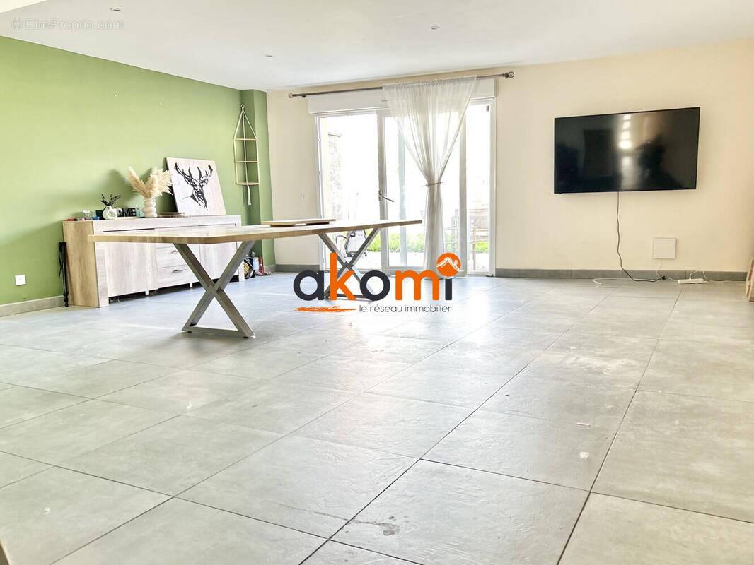 Maison à COLOMBEY-LES-BELLES