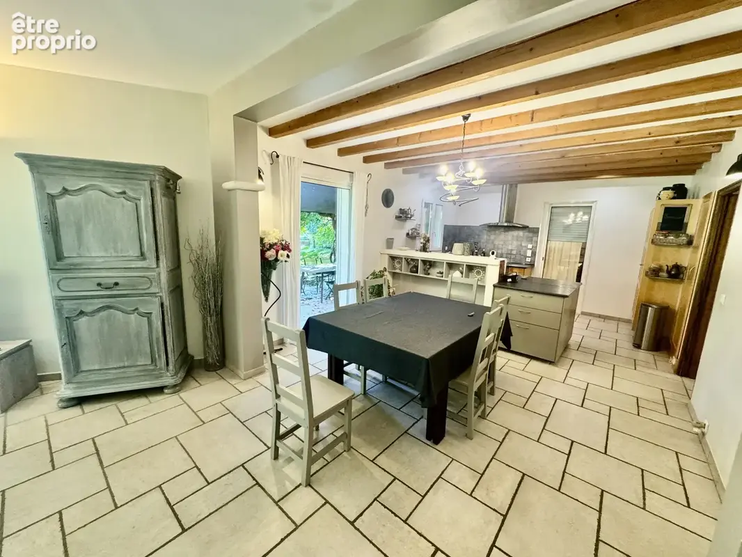Maison contemporaine 200 m2 sur 2687 M2 de terrain clos - photo 8