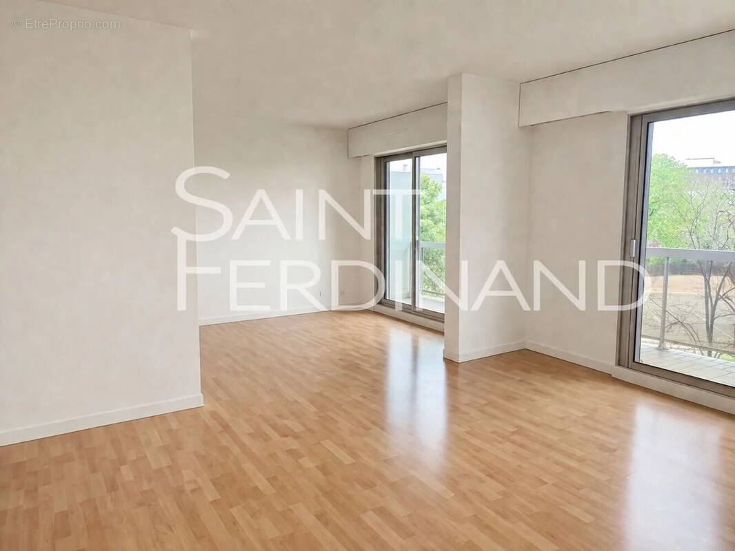 Appartement à PARIS-12E