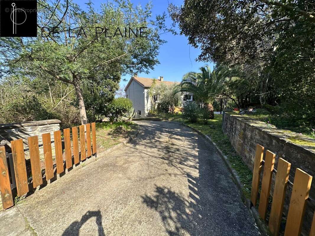 Maison à SANTA-MARIA-POGGIO