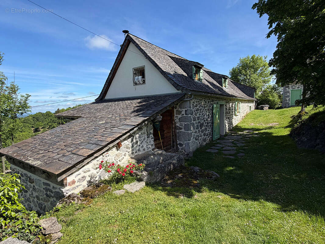 Maison,dépendance,grange sur les hauteurs de Moulis 09200 - photo 5