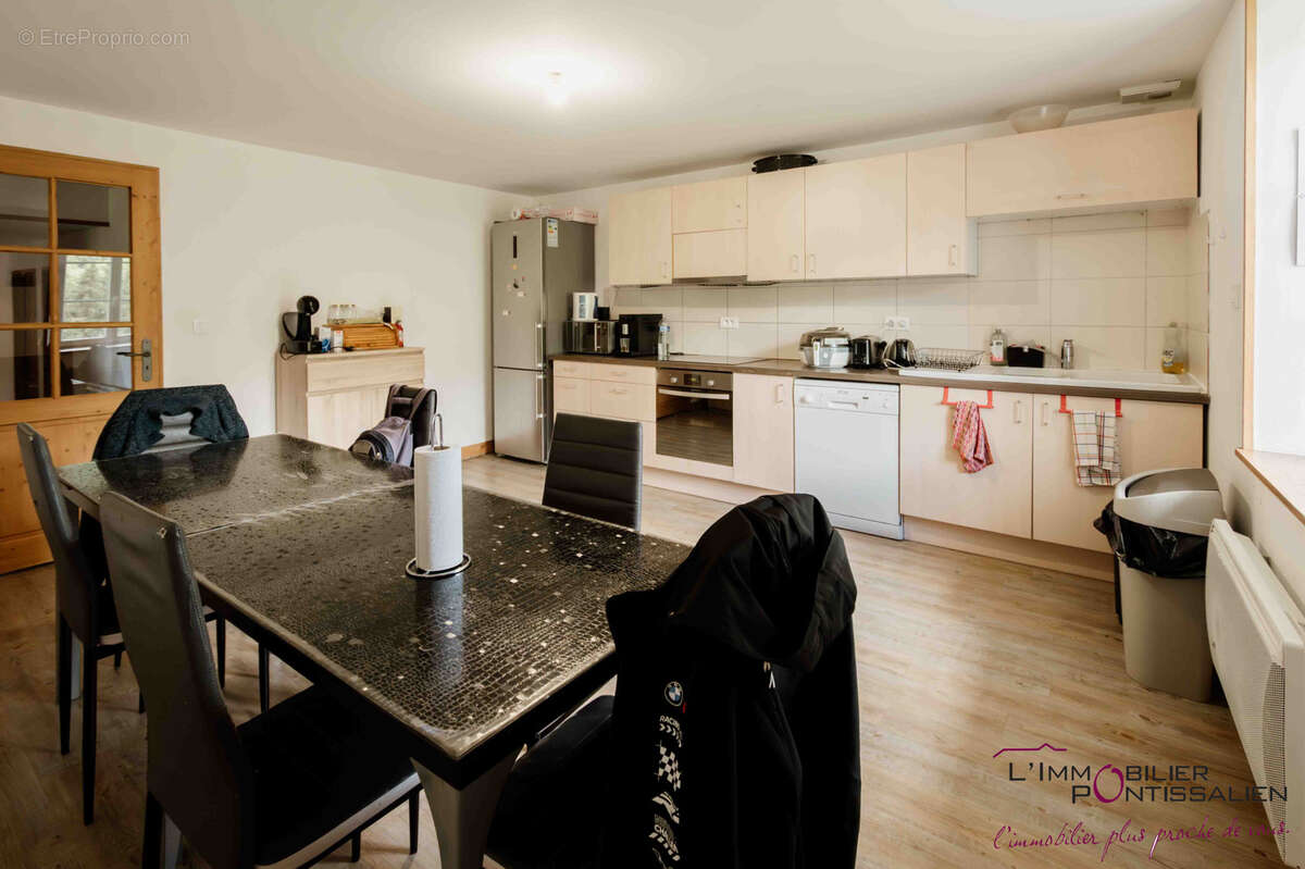 Appartement à JOUGNE