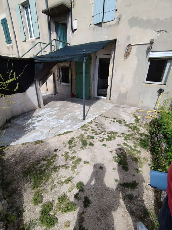 T2 avec cour - Idéal 1er achat - photo 3