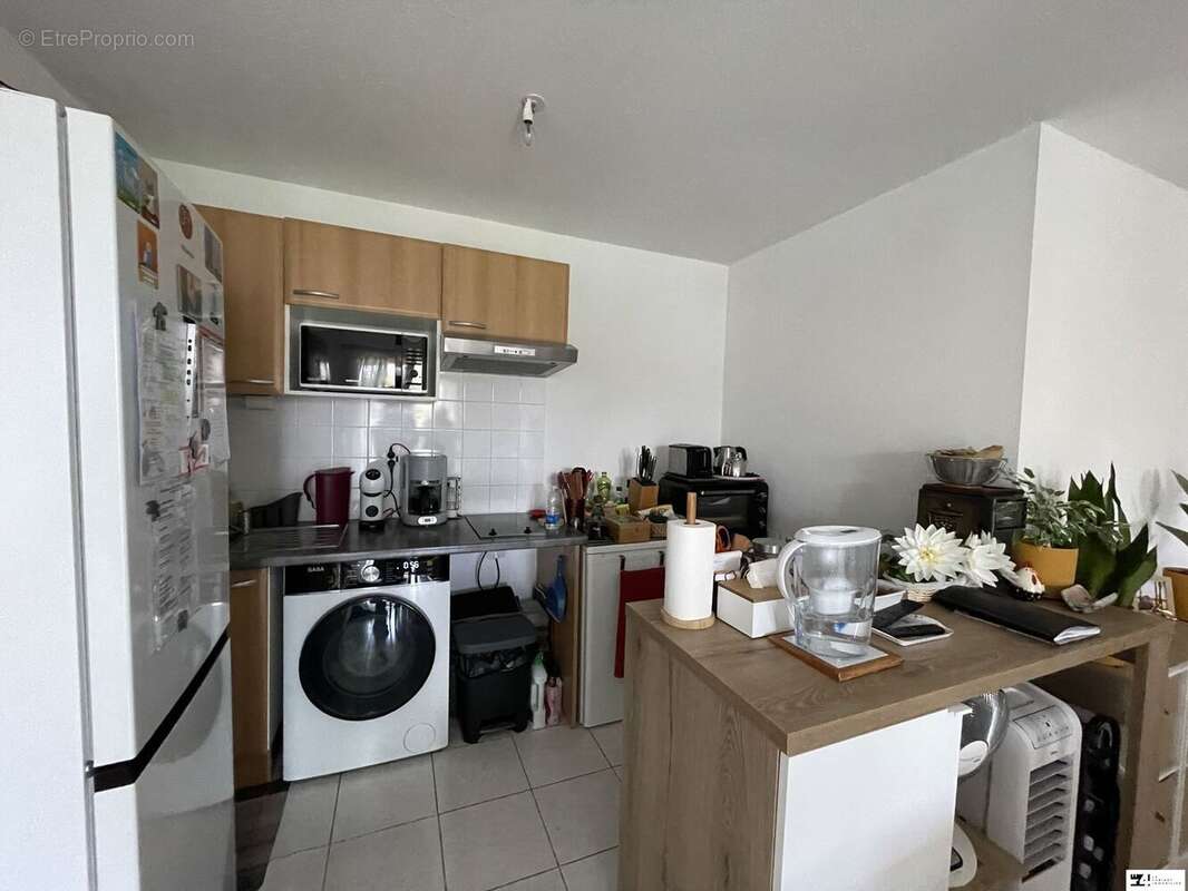 Appartement à CAZERES