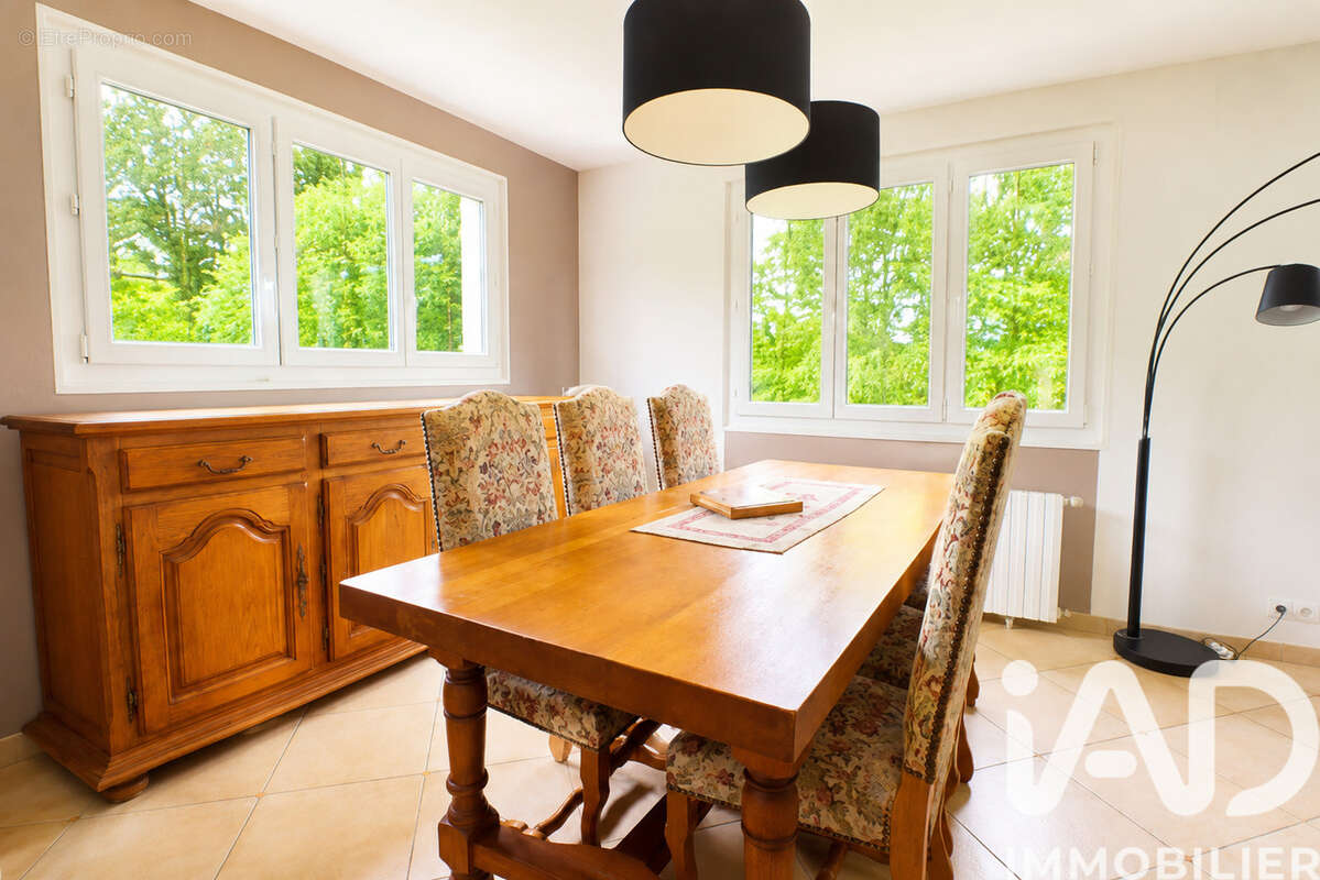 Maison 100 m² à Foulangues  - photo 4