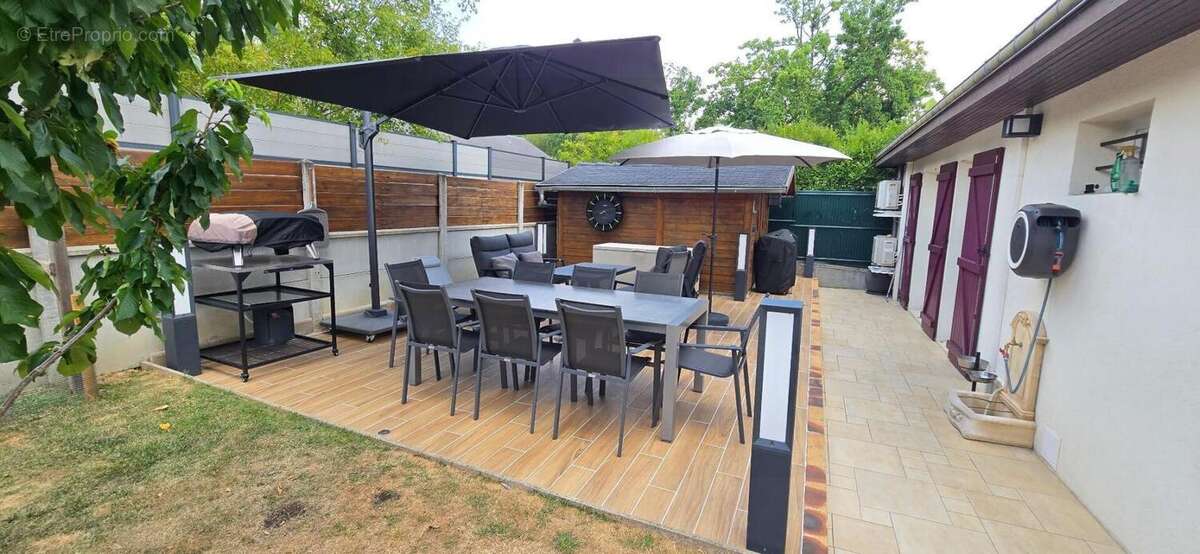 Chartres – pavillon familial 7 pièces – 4 chambres – grand séjour – jardin et garage - photo 21