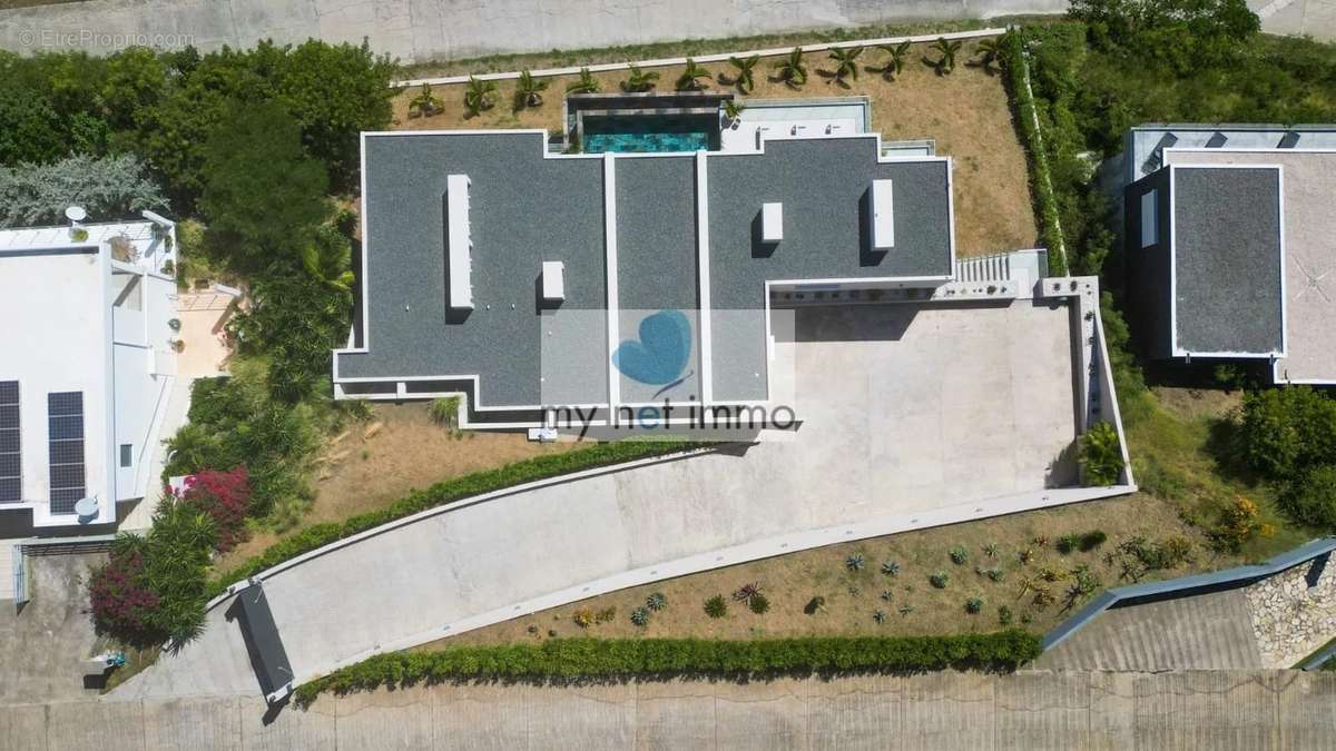 Maison à SAINT-MARTIN