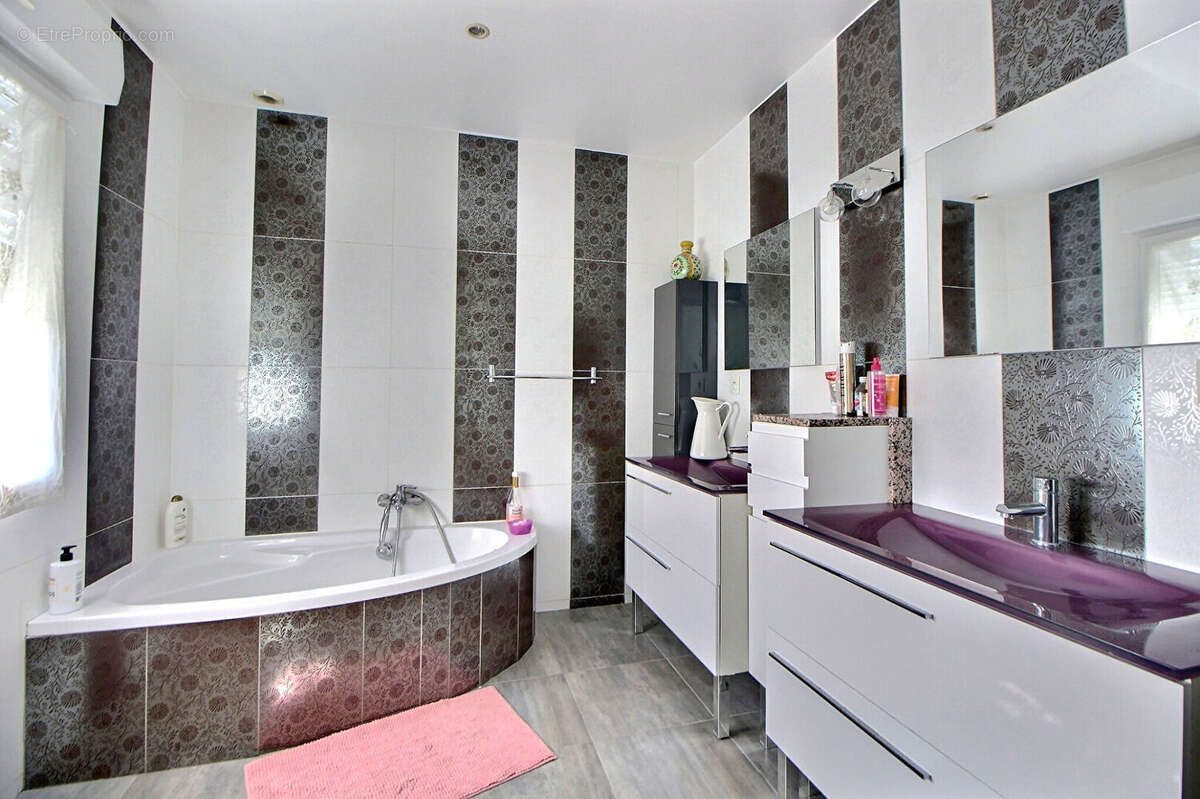 Maison à RUEIL-MALMAISON