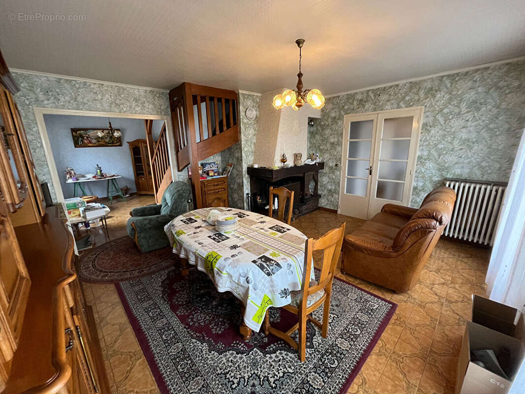 Maison à VILLEMANDEUR