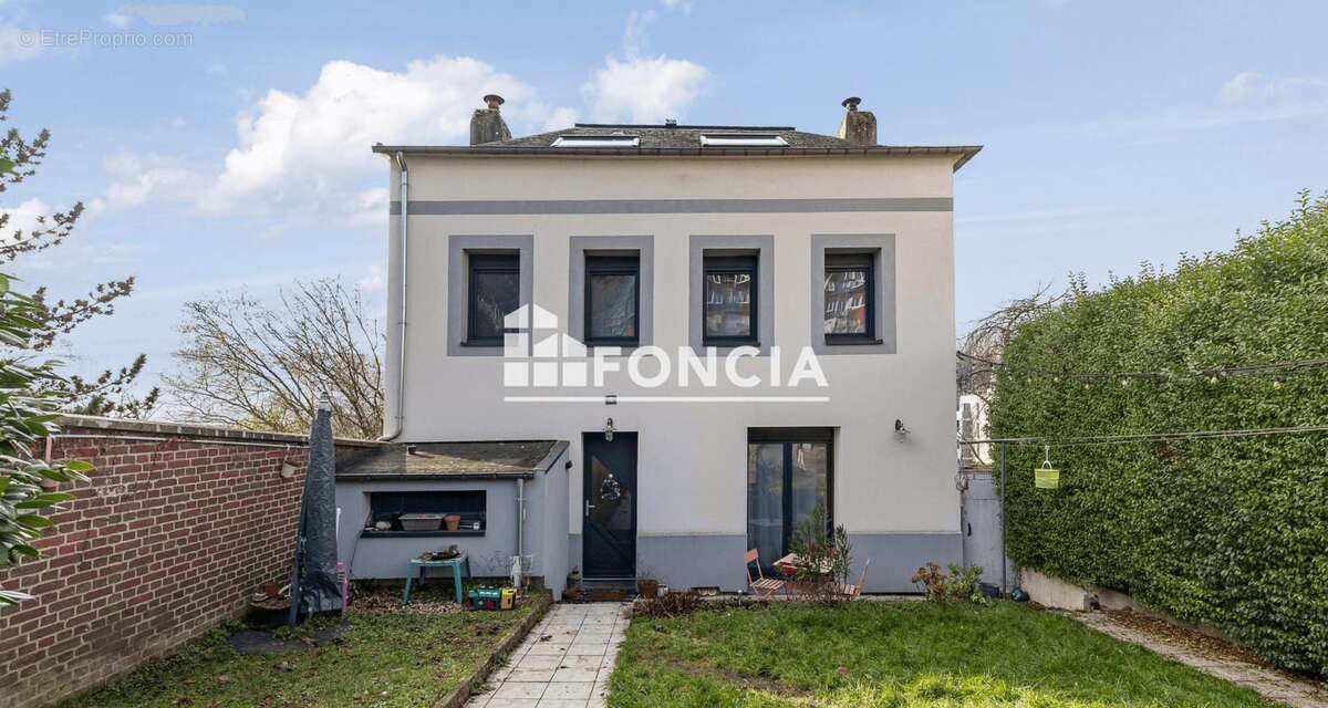 Maison à MAROMME