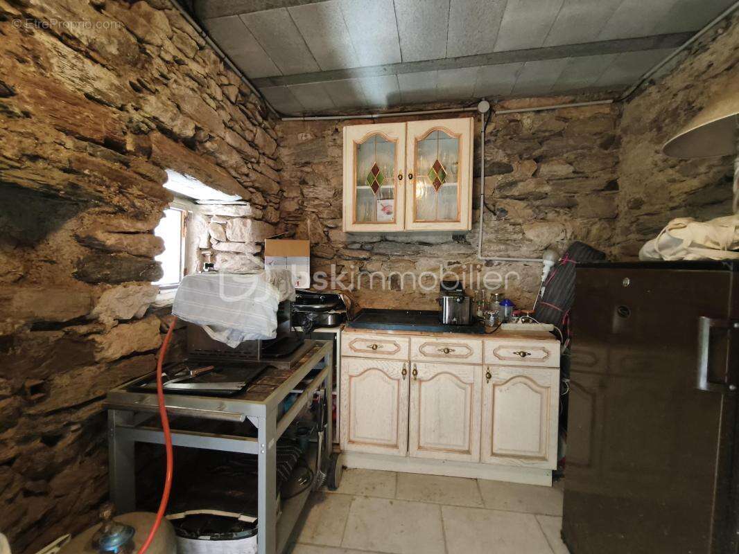 Maison de caractère de 179 m² avec suite indépendante bien-être, garage et patio – Faugères - photo 16