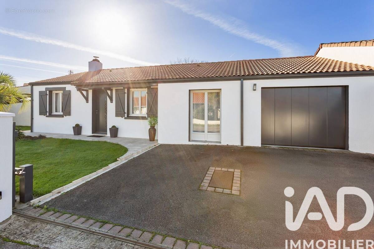 Photo 1 - Maison à SAINT-JEAN-DE-BOISEAU