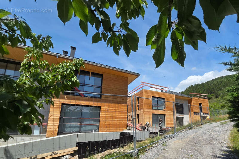 Appartement à SAVINES-LE-LAC