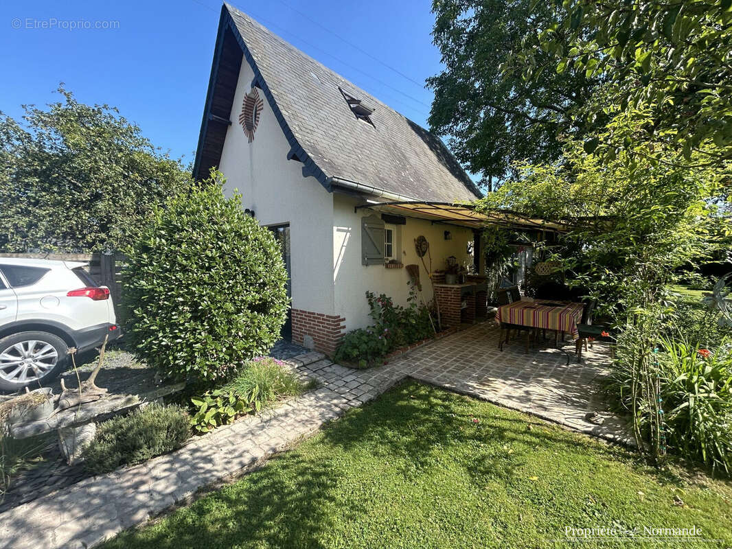 Maison à BOURG-ACHARD