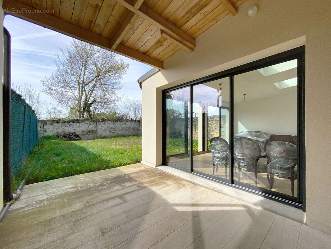 Photo 2 - Maison à SENLIS