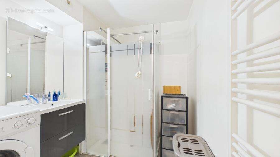 Appartement 57 m² à Plescop  - photo 9