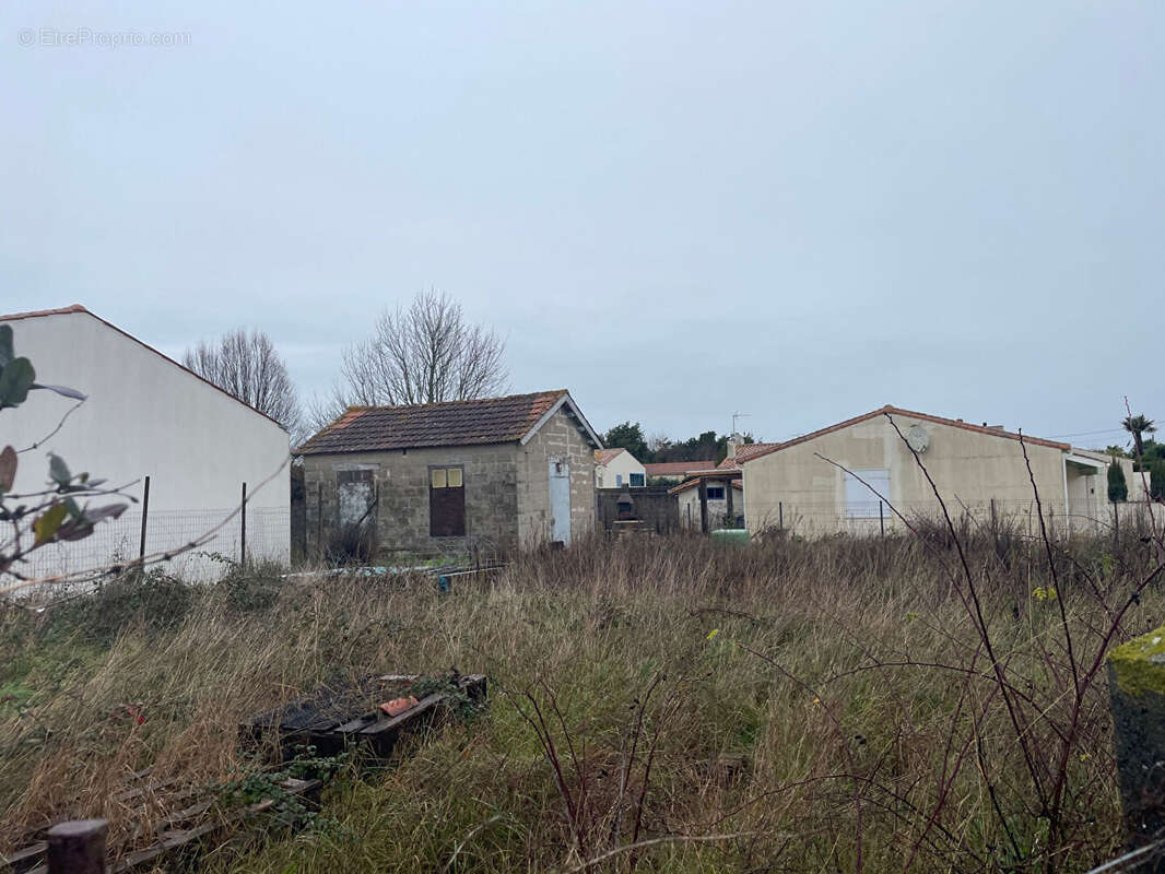 Terrain à LE CHATEAU-D'OLERON