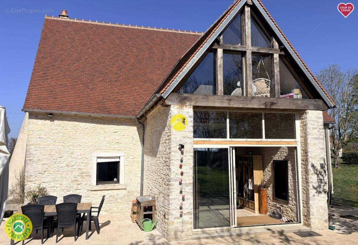 Maison à CHATEAUNEUF-SUR-CHER