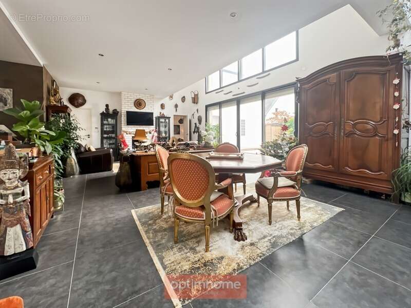 Maison à LA MEZIERE