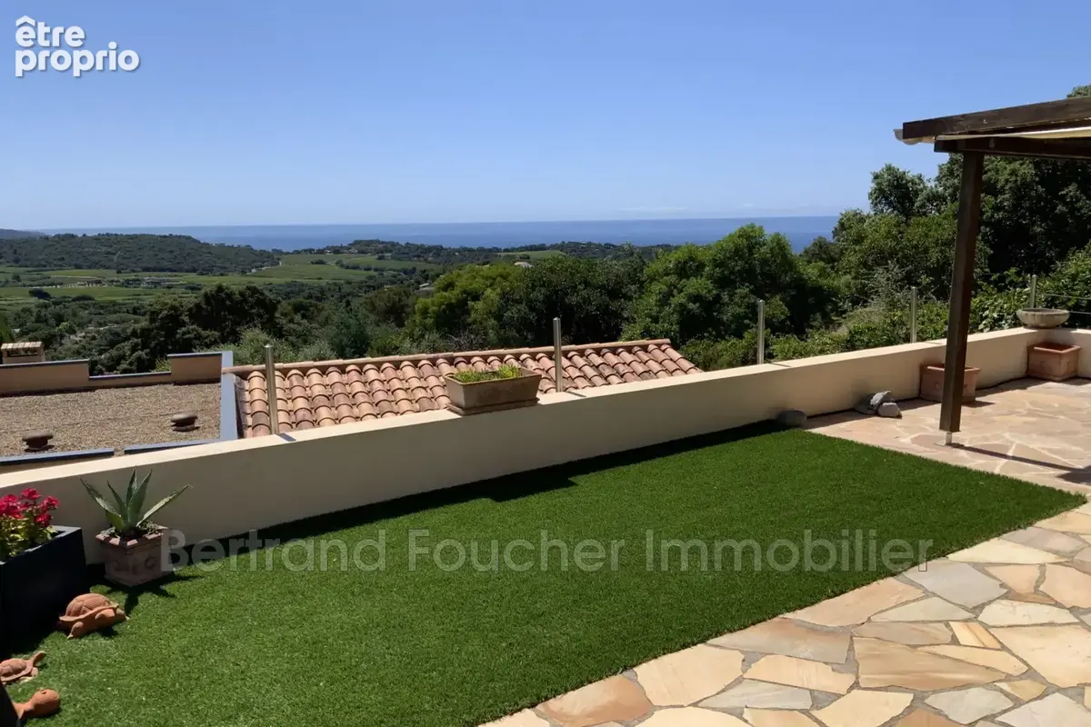 Maison 4 pièces 42 m² à vendre à La Croix-Valmer (83420) - photo 2