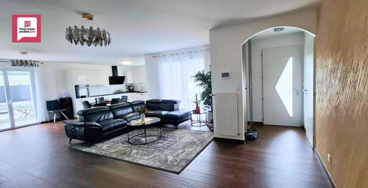 Maison à VIRIAT